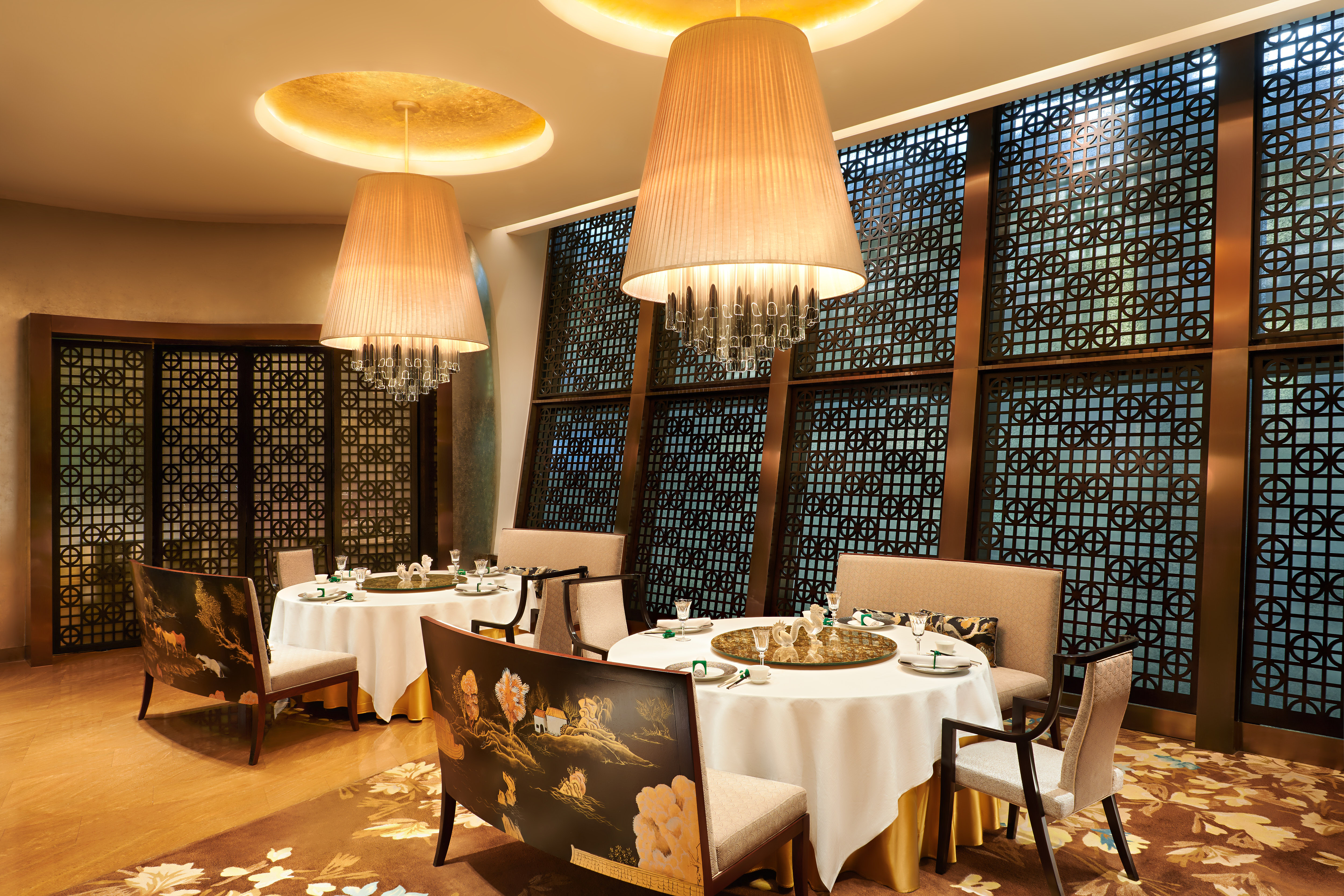 Jade Dragon at City of Dreams - Black Pearl Restaurant Guide Three-diamonds Restaurant
